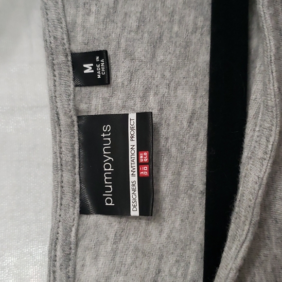 Uniqlo x Plumpynuts Mixed Media Asymmetric Top - Picture 3 of 10